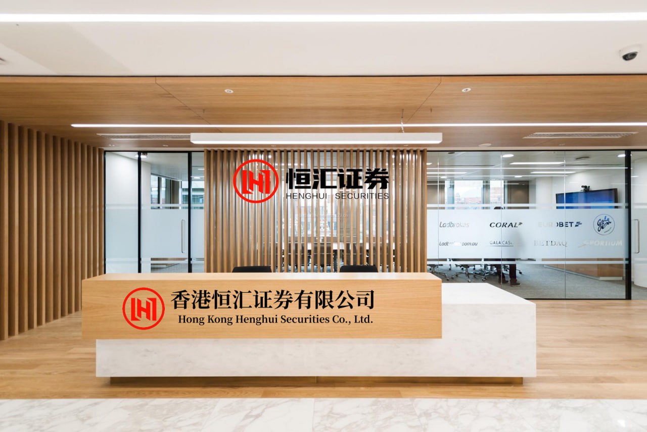 财新网官网 国泰航空午后涨超3% 首4个月载客量同比增加19%